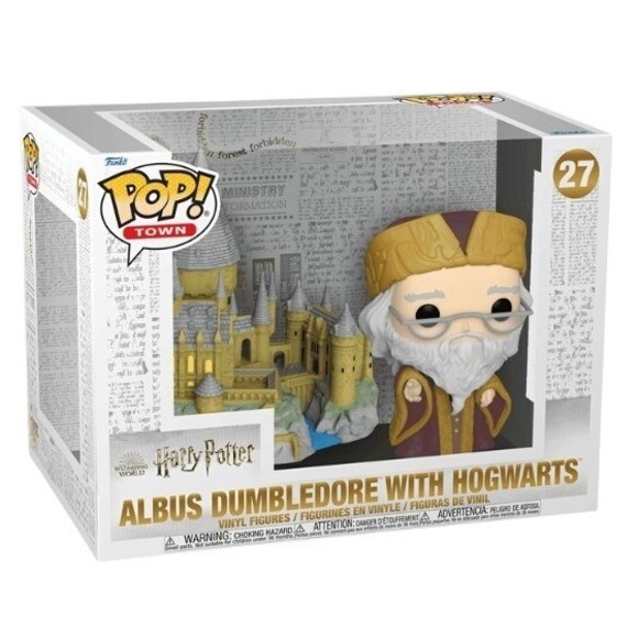 Funko Pop Town Harry Potter Albus Dumbledore with Hogwarts Castle 27 NWT - Picture 3 of 8